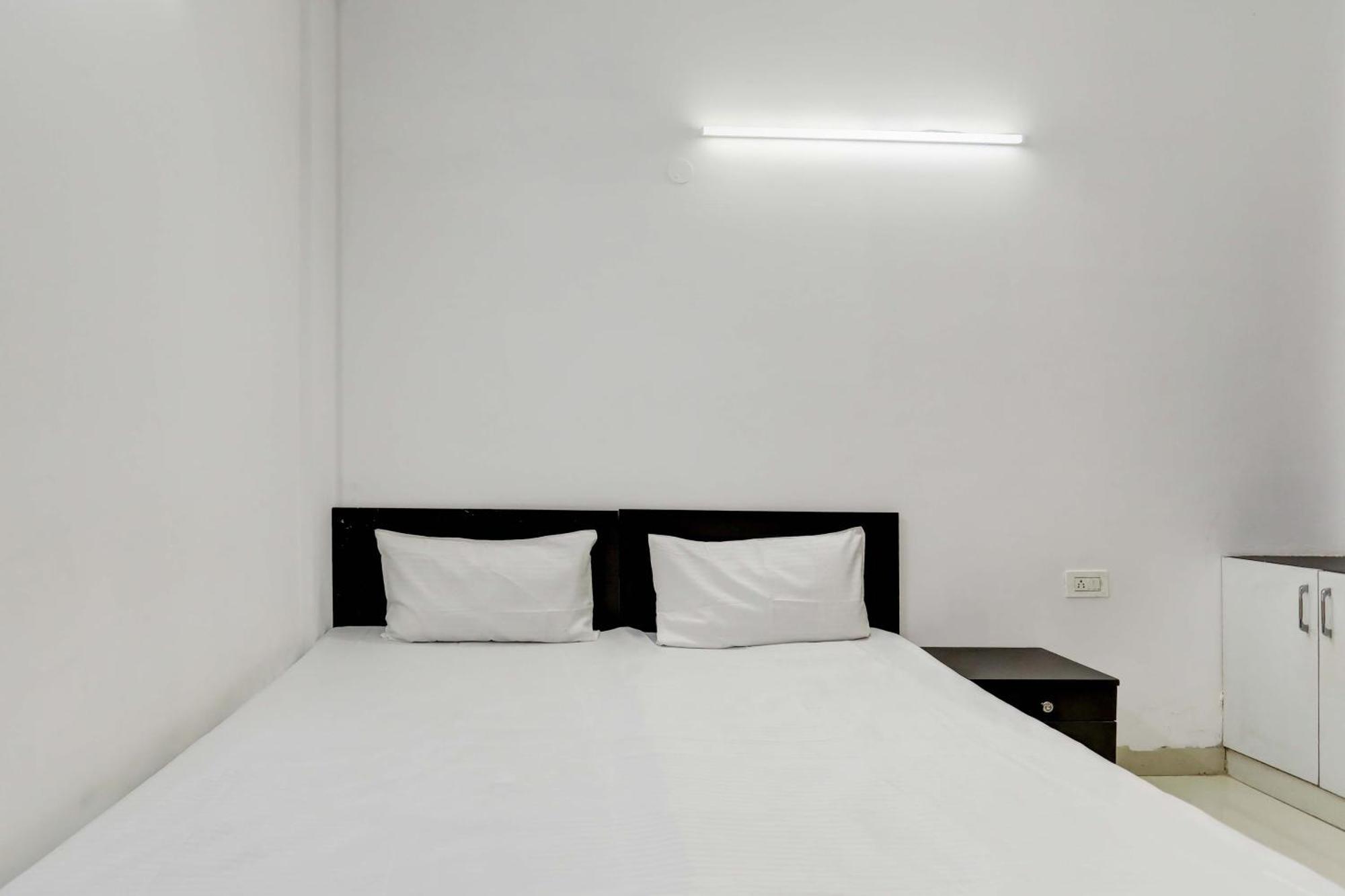 Aashiyana Homes New Delhi Exterior photo