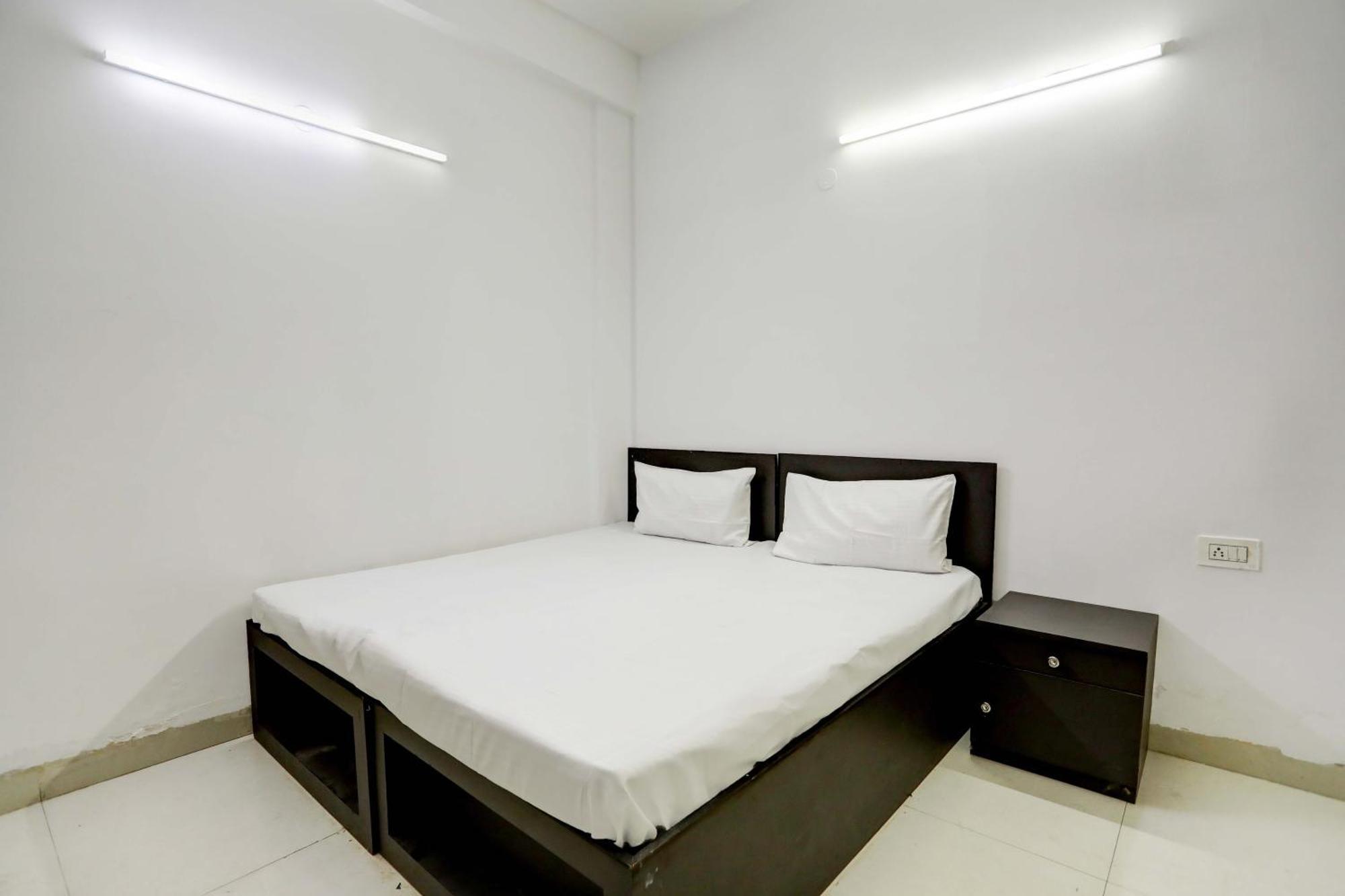 Aashiyana Homes New Delhi Exterior photo