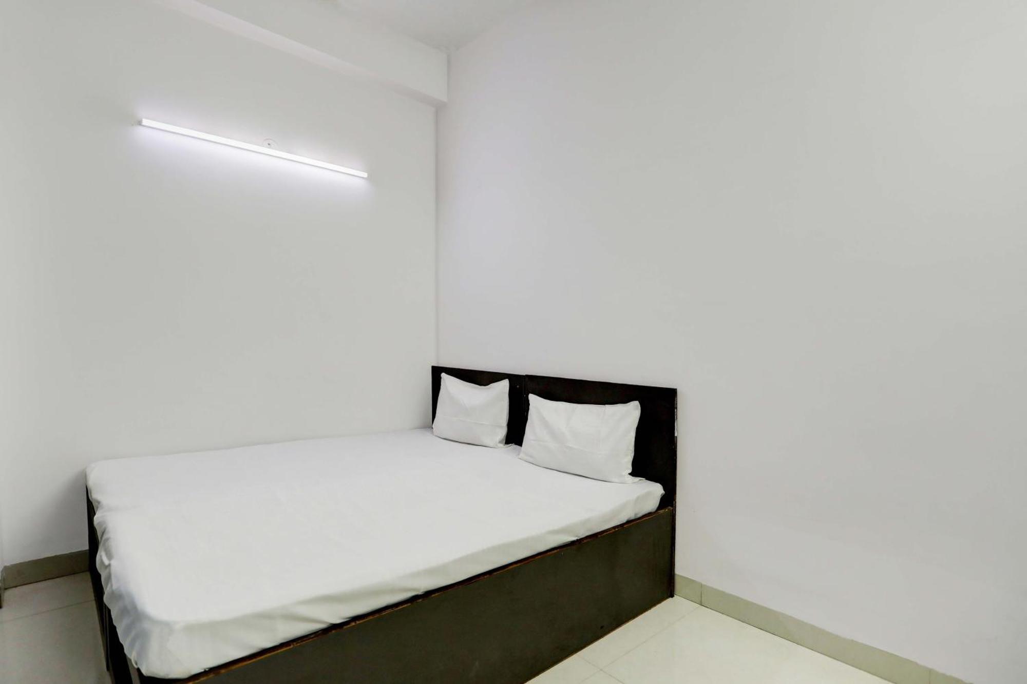 Aashiyana Homes New Delhi Exterior photo